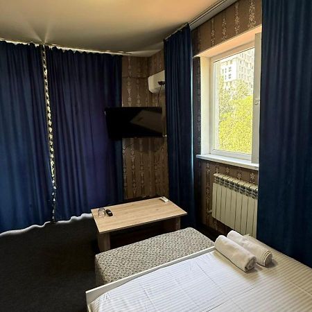 Пана Hotel Alma-Ata Buitenkant foto