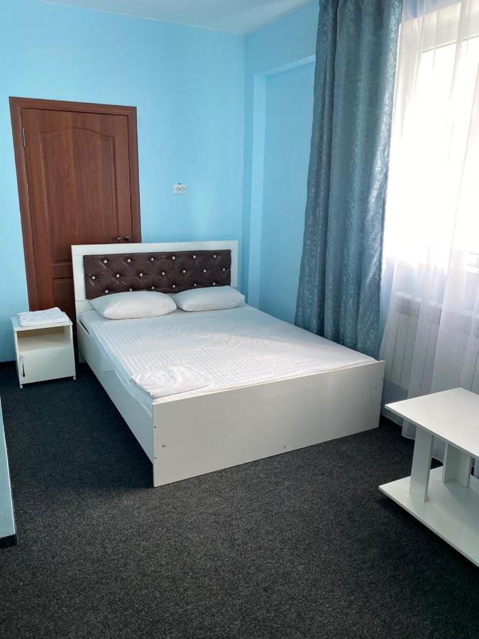 Пана Hotel Alma-Ata Buitenkant foto