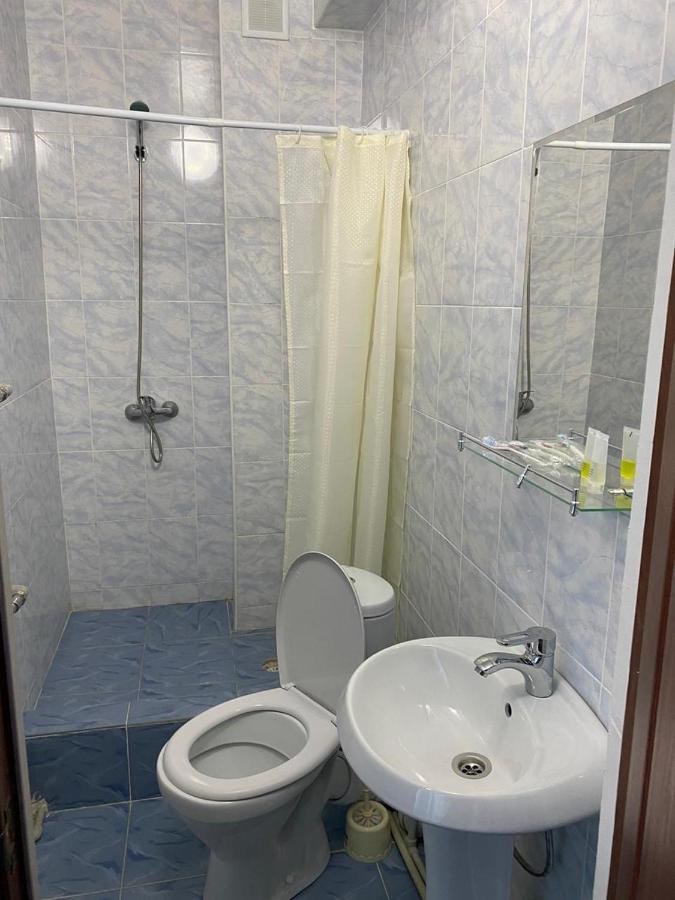 Пана Hotel Alma-Ata Buitenkant foto