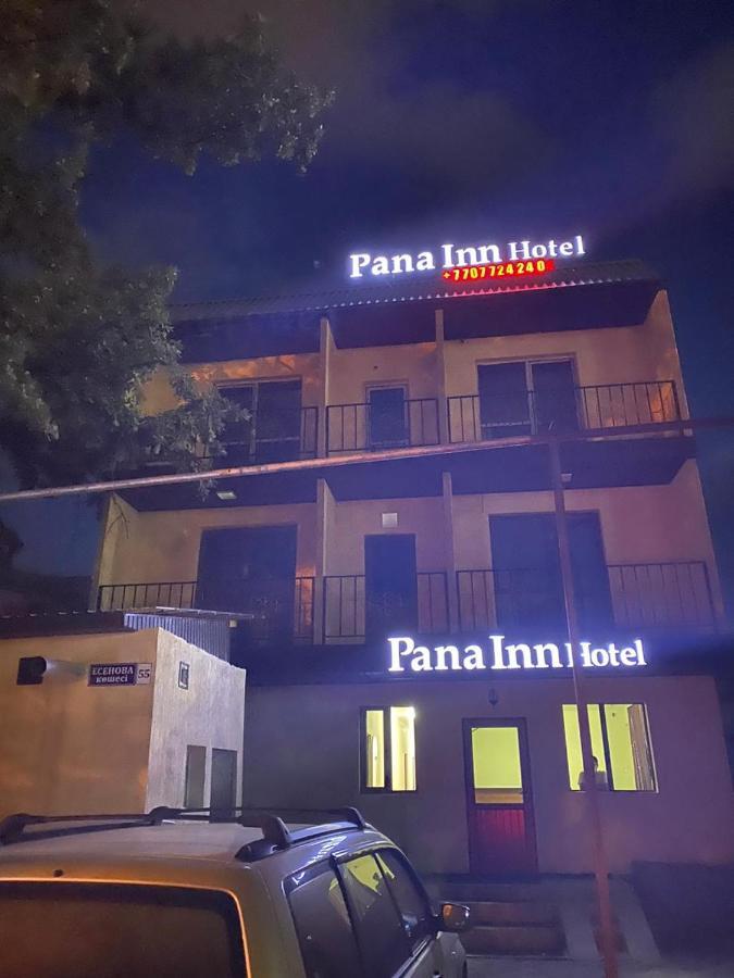 Пана Hotel Alma-Ata Buitenkant foto