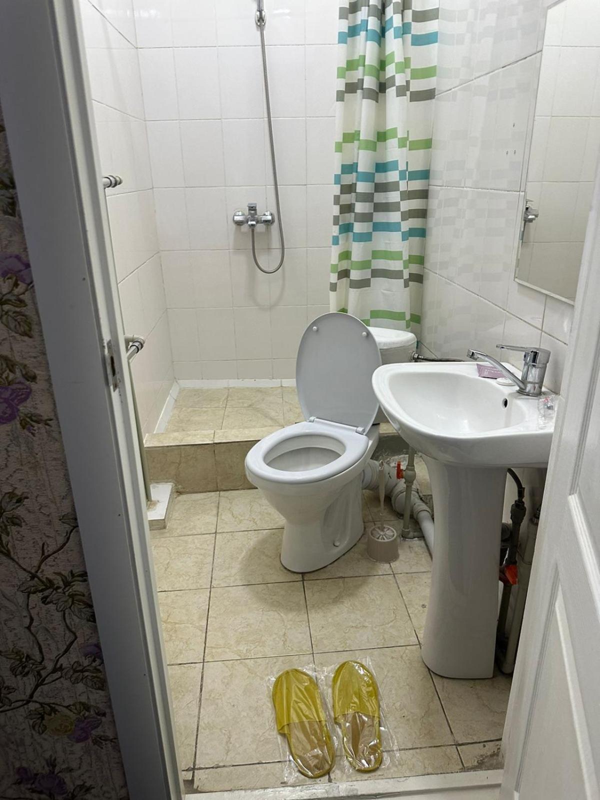 Пана Hotel Alma-Ata Buitenkant foto