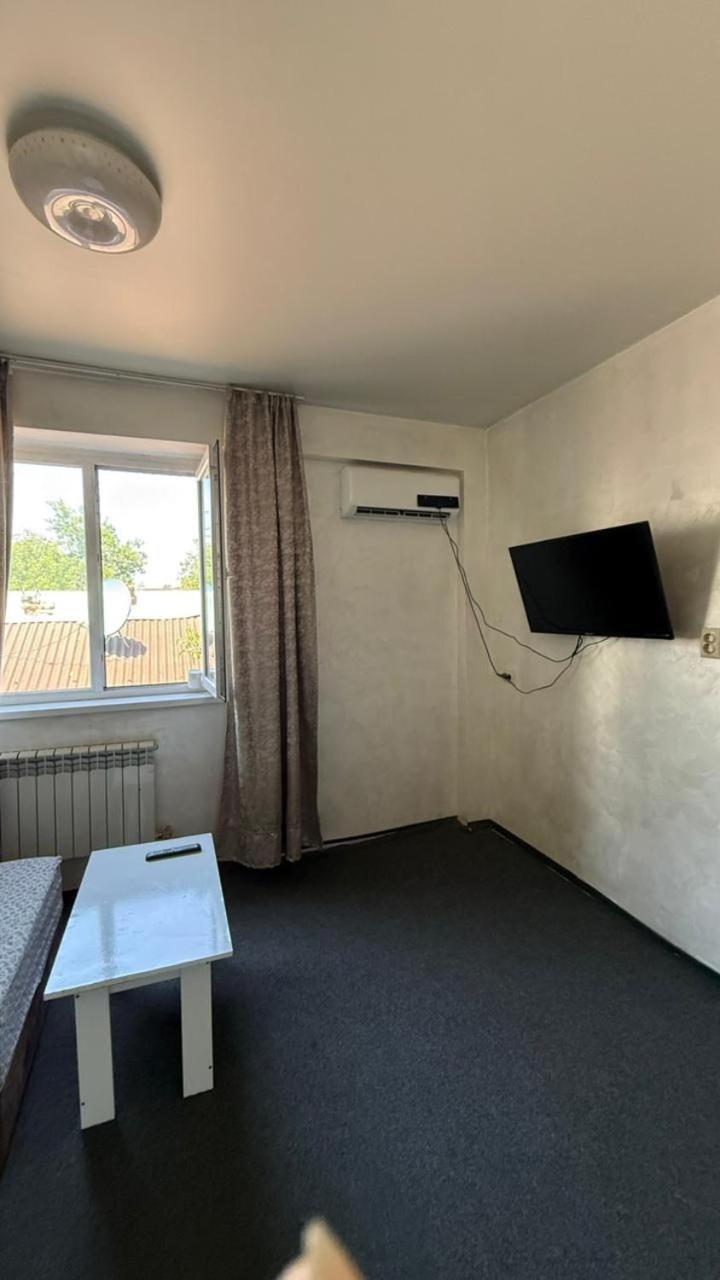 Пана Hotel Alma-Ata Buitenkant foto